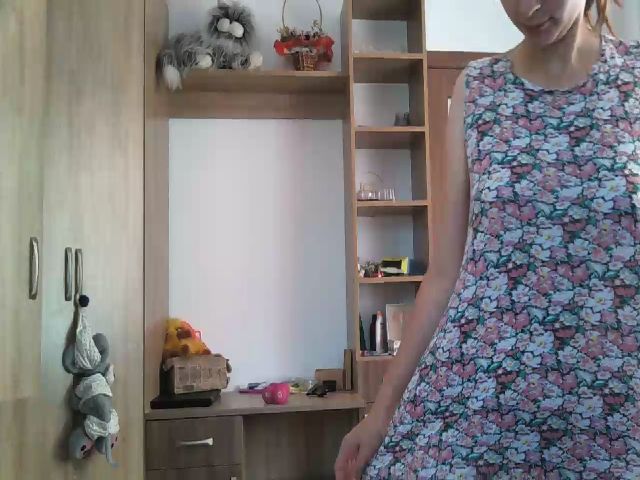 Live sex webcam photo for MisssSun #268558691