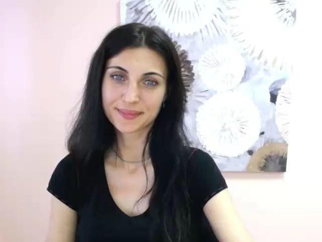 Live sex webcam photo for Miss_Vivian #268555098