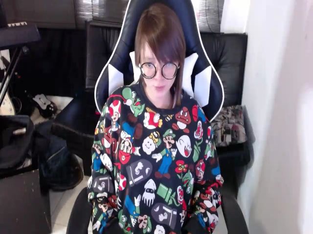 Live sex webcam photo for Arya_stark_ #268572499