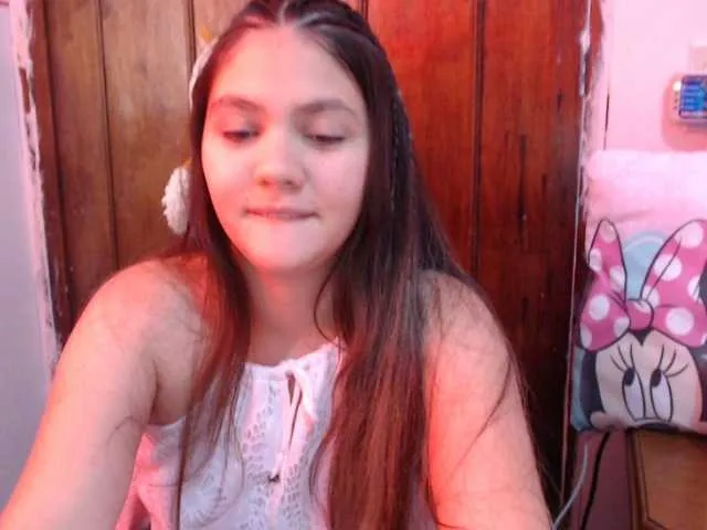 Live sex webcam photo for hanna-queen21 #268568983
