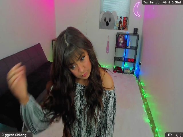 Live sex webcam photo for Glitt3rSlut #268572691