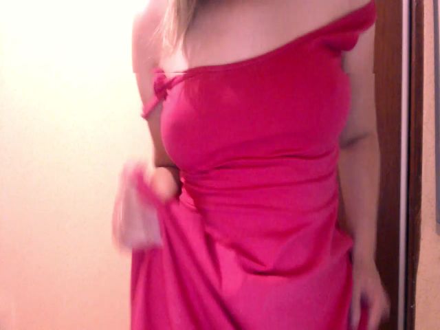 Live sex webcam photo for Kay_Lo #268572313