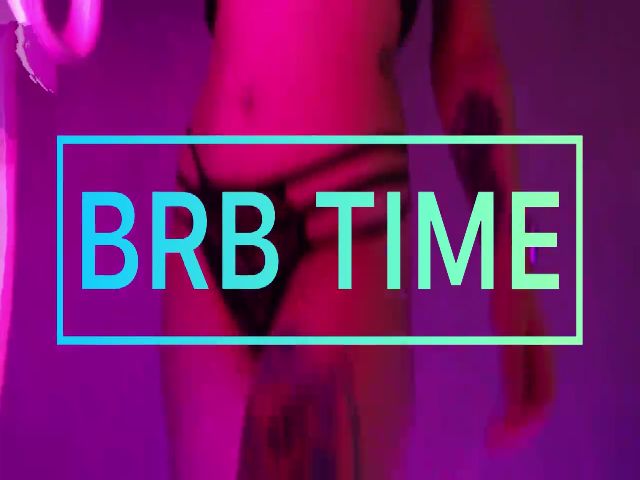 Live sex webcam photo for LisaMellow #268573017