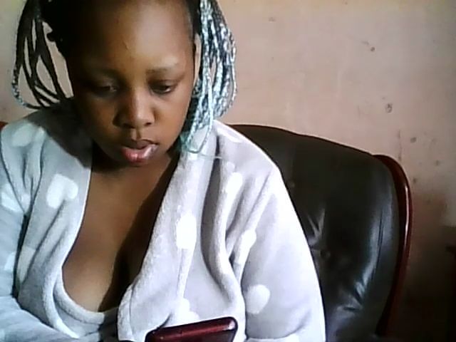 Live sex webcam photo for ebonyslut95 #268559396