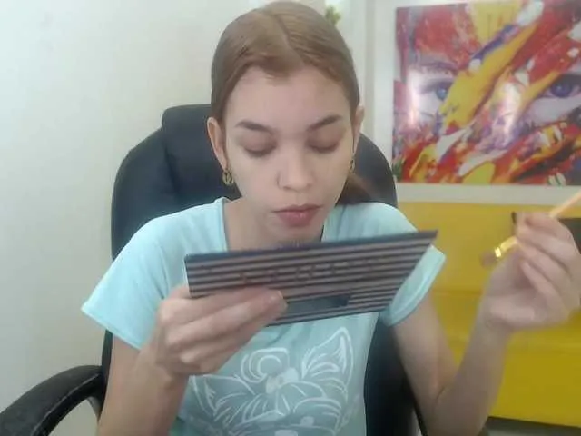 Live sex webcam photo for LeeKathryn #268563428