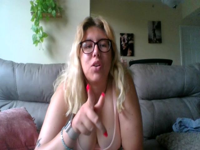 Live sex webcam photo for cozychristine #268567666