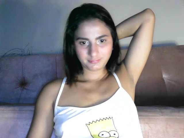 Live sex webcam photo for Sarita30 #268561432