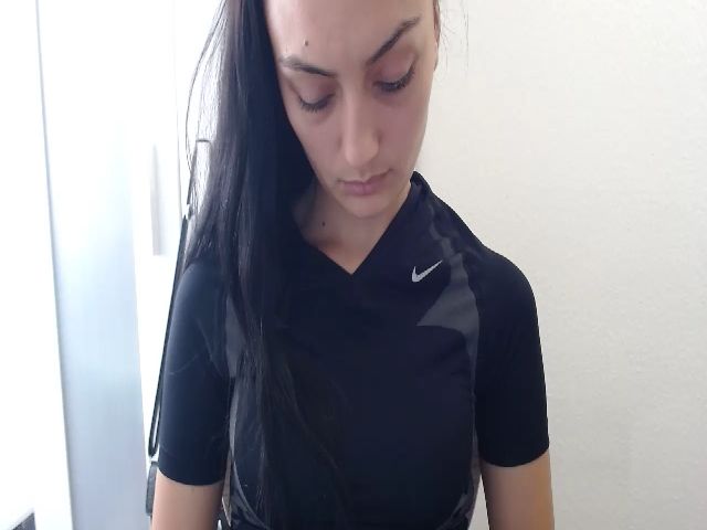 Live sex webcam photo for hello_its_me5 #268560739