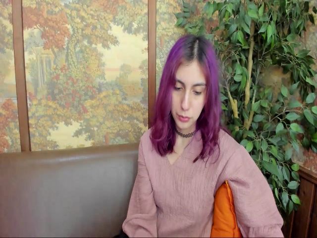 Live sex webcam photo for SarahBanks #268553515
