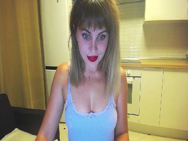 Live sex webcam photo for Sicille #268569992