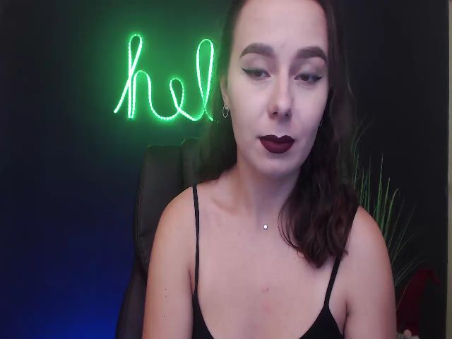 Live sex webcam photo for DinaD #268567559