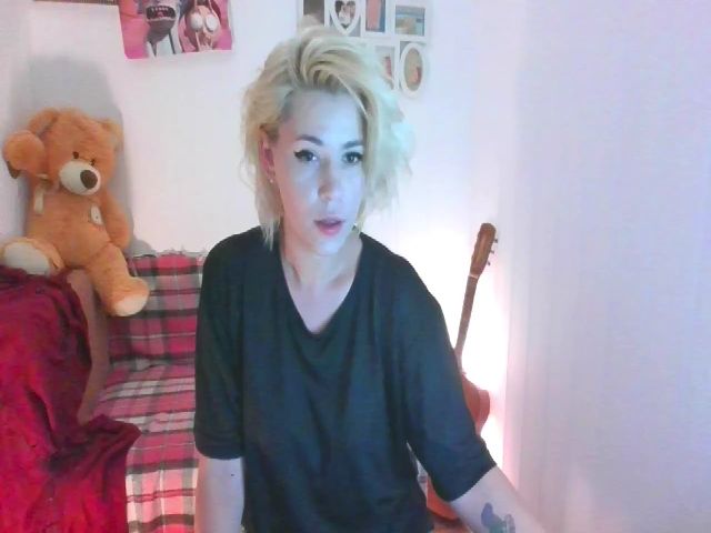 Live sex webcam photo for AliceMood #268566619
