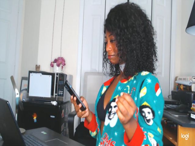 Live sex webcam photo for Seven #268564172