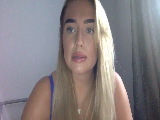 Live sex webcam photo for ElleBloom #268560148