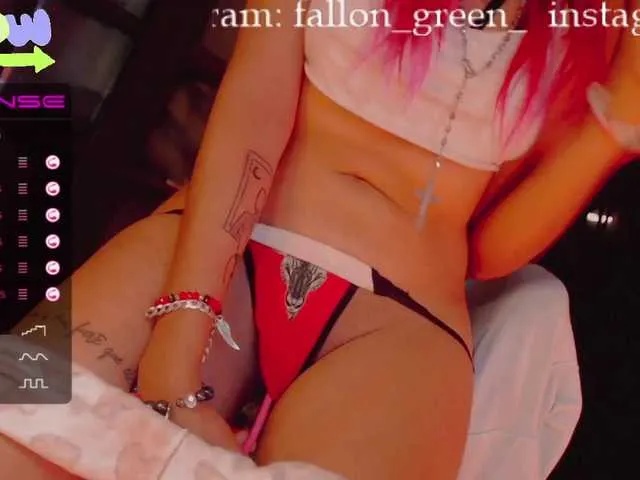 Live sex webcam photo for karolfox #268575602