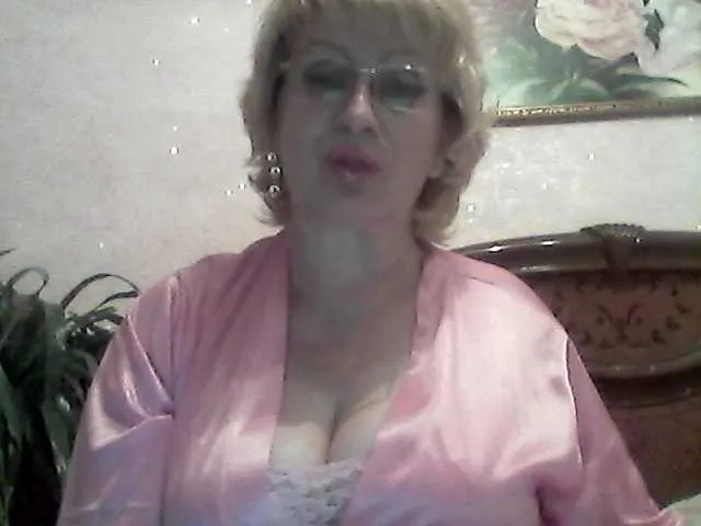 Live sex webcam photo for Ur-Mami #268589209