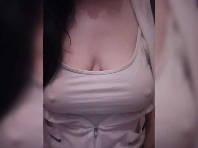 Live sex webcam photo for Alexaksandra #268579670