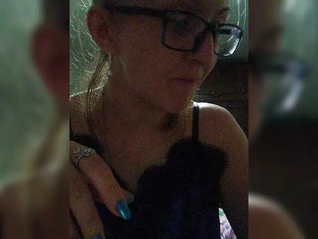 Live sex webcam photo for Zarevna #268589039