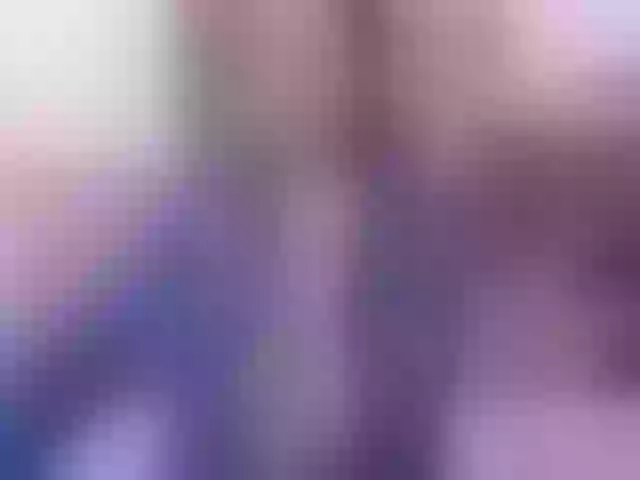 Live sex webcam photo for karinahotson1 #268584363