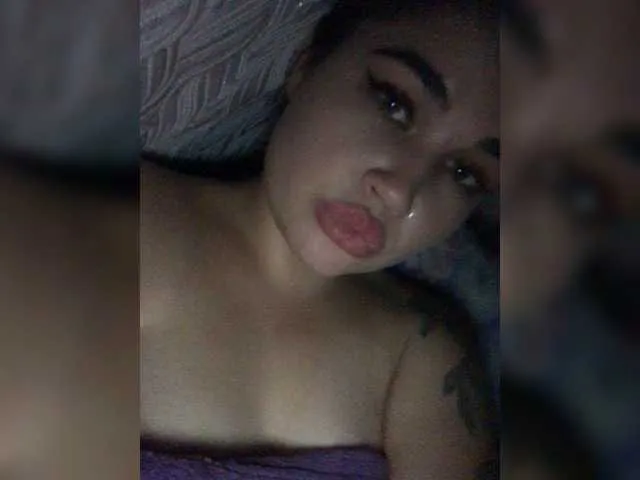 Live sex webcam photo for suchka-black- #268574377