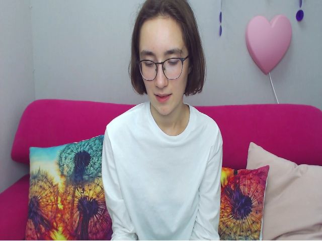 Live sex webcam photo for CleverAlexiss #268590909