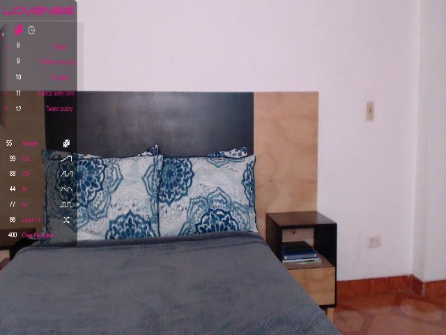 Live sex webcam photo for EmilyTobin #268593336