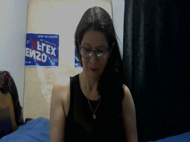Live sex webcam photo for Latin__mature #268580830