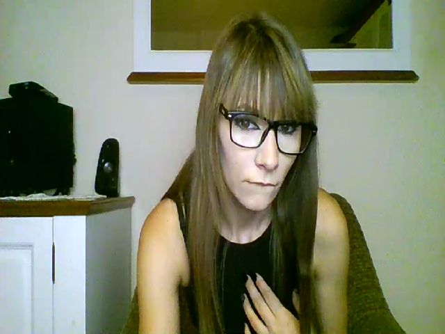 Live sex webcam photo for Terra1123 #268587060