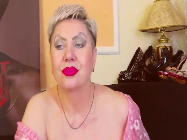 Live sex webcam photo for LADY__POSH #268578160