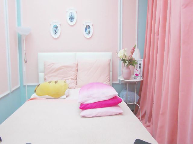 Live sex webcam photo for Quiet_Girll #268578205