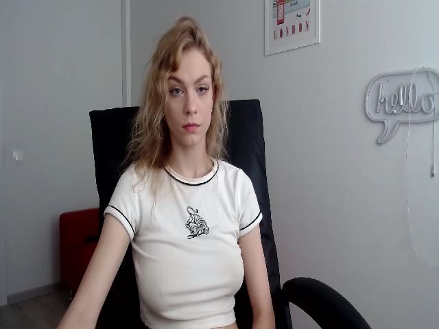 Live sex webcam photo for VanillaJenny #268578617