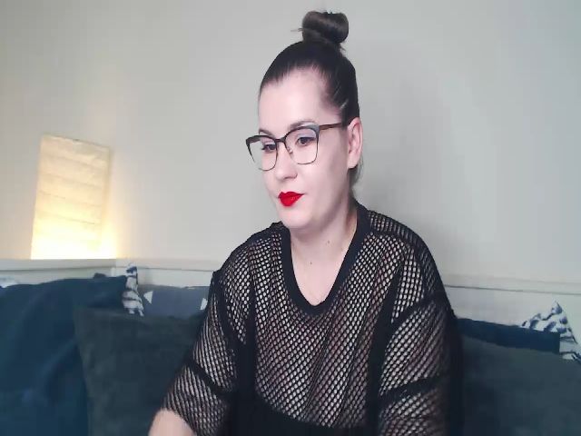 Live sex webcam photo for EveGoddes #268590076