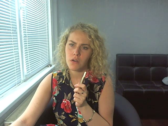 Live sex webcam photo for AnnnaLia #268581116