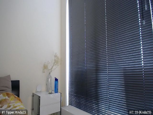 Live sex webcam photo for MissMasie #268581171