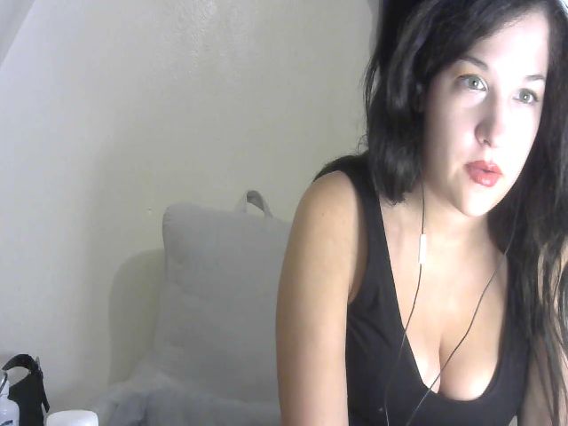 Live sex webcam photo for lilteenccutie #268582463