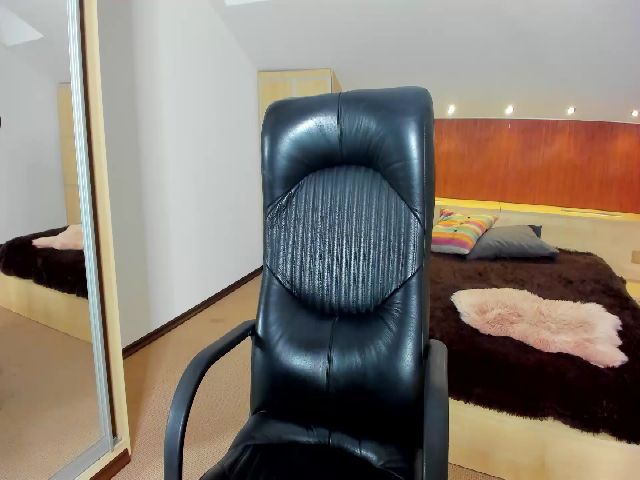 Live sex webcam photo for Sonyatewill_ #268591122