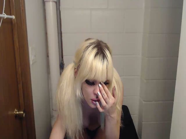 Live sex webcam photo for BunnySolo #268584804