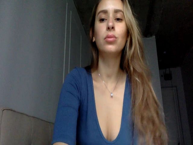 Live sex webcam photo for KaylannaJane #268584775