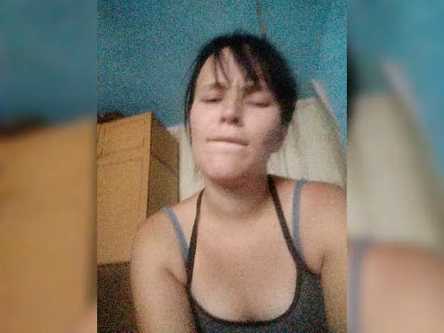 Live sex webcam photo for LuxJudy #268584276