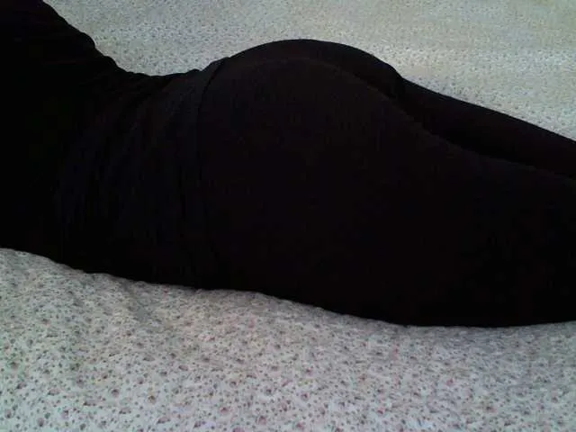 Live sex webcam photo for liZAAAZ #268602194