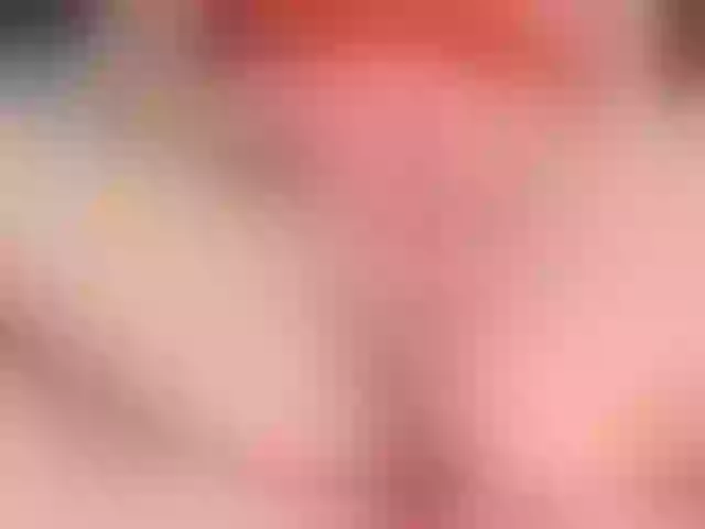 Live sex webcam photo for juliesquirts #268598348