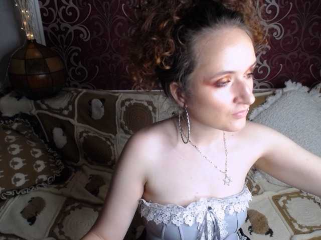 Live sex webcam photo for AleksKahlo #268594135