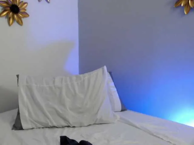 Live sex webcam photo for evangelingtor #268606709