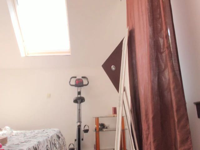 Live sex webcam photo for OhMyMiaa #268600768