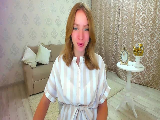 Live sex webcam photo for CrystalSsoul #268599037