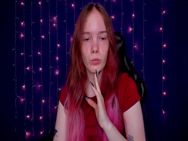 Live sex webcam photo for JaneNichols #268595366