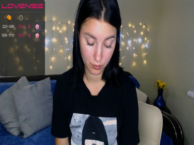 Live sex webcam photo for JenniferGill #268599139