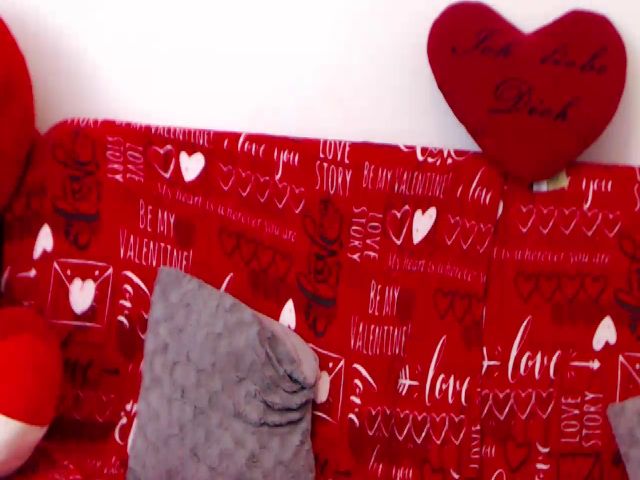 Live sex webcam photo for LayllaDean #268609477