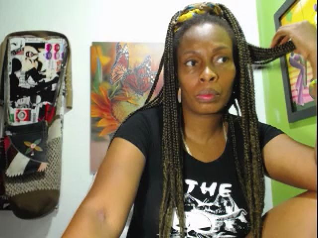 Live sex webcam photo for zoenaomi #268593724