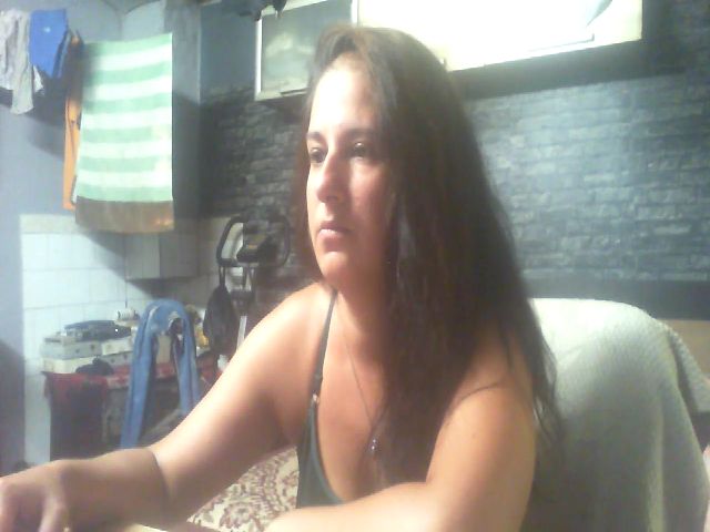 Live sex webcam photo for MGabrielle #268599846